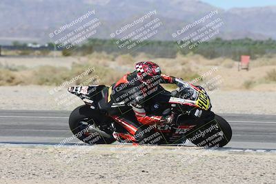 media/Oct-05-2025-CVMA (Sun) [[beeef4f201]]/Race 5-Amateur Supersport Open (Holeshot)/